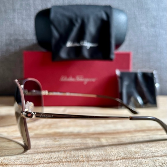 Salvatore Ferragamo Aviator Sunglasses 60mm - Picture 3 of 10